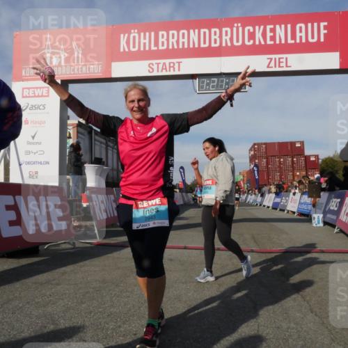 03.10.2025 - Köhlbrandbrückenlauf Matties Gatica Varas http://msf.ph/oto/9169079 03.10.2025 10:21:21 Ziel 1757, 1899, 2068, 2119, 2350, 2369, 2415, 2897, 3839 meine-sportfotos.de