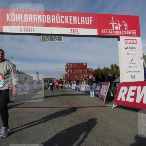 03.10.2025 - Köhlbrandbrückenlauf Matties Gatica Varas http://msf.ph/oto/9169082 03.10.2025 10:21:22 Ziel 1757, 1899, 2068, 2119, 2350, 2369, 2415, 2897, 3839 meine-sportfotos.de