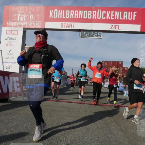 03.10.2025 - Köhlbrandbrückenlauf Matties Gatica Varas http://msf.ph/oto/9169091 03.10.2025 10:21:27 Ziel 1899, 1992, 2068, 2119, 2154, 2369, 2616, 2622, 3116, 3259, 3839 meine-sportfotos.de