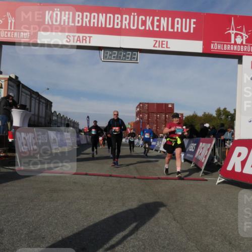 03.10.2025 - Köhlbrandbrückenlauf Matties Gatica Varas http://msf.ph/oto/9169109 03.10.2025 10:21:35 Ziel 1252, 1483, 1992, 2053, 2137, 2154, 2210, 2255, 2616, 2622, 3116, 3259, 3535, 3536, 3537, 3538 meine-sportfotos.de