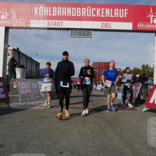 03.10.2025 - Köhlbrandbrückenlauf Matties Gatica Varas http://msf.ph/oto/9169129 03.10.2025 10:21:45 Ziel 1483, 2016, 2097, 2143, 2164, 2174, 2194, 2255, 2439, 2524, 3535 meine-sportfotos.de