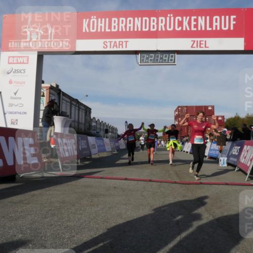 03.10.2025 - Köhlbrandbrückenlauf Matties Gatica Varas http://msf.ph/oto/9169139 03.10.2025 10:21:50 Ziel 2016, 2097, 2143, 2164, 2174, 2194, 2235, 2309, 2439, 2524 meine-sportfotos.de