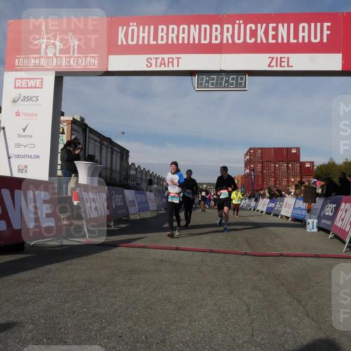 03.10.2025 - Köhlbrandbrückenlauf Matties Gatica Varas http://msf.ph/oto/9169150 03.10.2025 10:21:56 Ziel 1049, 1467, 1740, 1976, 2016, 2022, 2097, 2194, 2235, 2298, 2309, 2414, 3570, 3660, 3661, 3662, 3693, 3694 meine-sportfotos.de