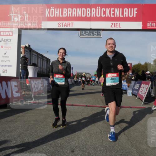 03.10.2025 - Köhlbrandbrückenlauf Matties Gatica Varas http://msf.ph/oto/9169156 03.10.2025 10:21:58 Ziel 1049, 1467, 1740, 1976, 2022, 2235, 2298, 2309, 2327, 2414, 3570, 3660, 3661, 3662, 3693, 3694 meine-sportfotos.de