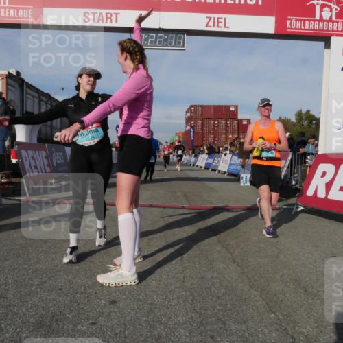 03.10.2025 - Köhlbrandbrückenlauf Matties Gatica Varas http://msf.ph/oto/9169185 03.10.2025 10:22:13 Ziel 1669, 1951, 1984, 2071, 2304, 3114, 3279, 3509, 3777 meine-sportfotos.de