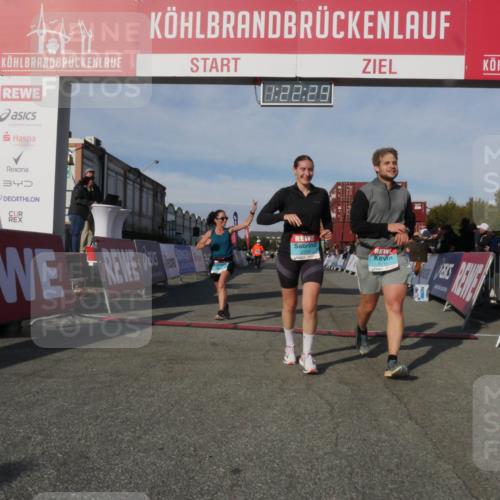03.10.2025 - Köhlbrandbrückenlauf Matties Gatica Varas http://msf.ph/oto/9169215 03.10.2025 10:22:31 Ziel 2075, 2217, 2218, 2296, 3577 meine-sportfotos.de