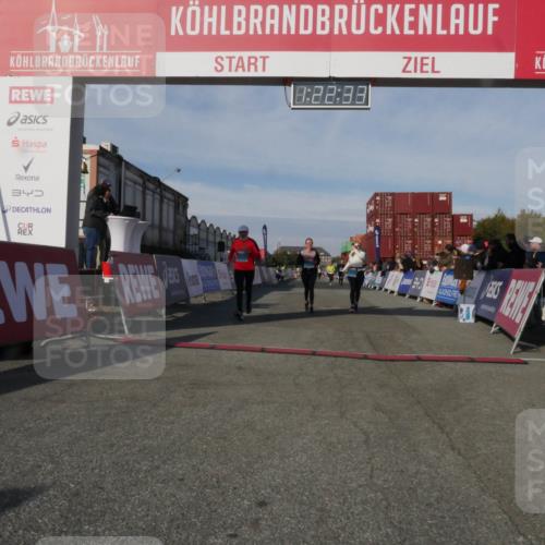 03.10.2025 - Köhlbrandbrückenlauf Matties Gatica Varas http://msf.ph/oto/9169224 03.10.2025 10:22:35 Ziel 2213, 2217, 2218, 2296, 2300, 3577 meine-sportfotos.de