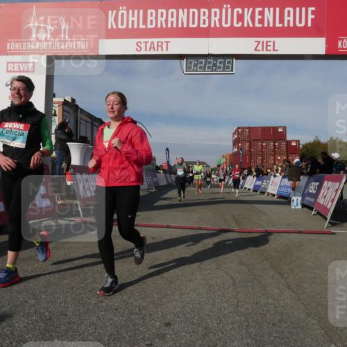 03.10.2025 - Köhlbrandbrückenlauf Matties Gatica Varas http://msf.ph/oto/9169291 03.10.2025 10:22:56 Ziel 1452, 1934, 2028, 2031, 2099, 2682, 2861, 2862, 3291, 3322 meine-sportfotos.de