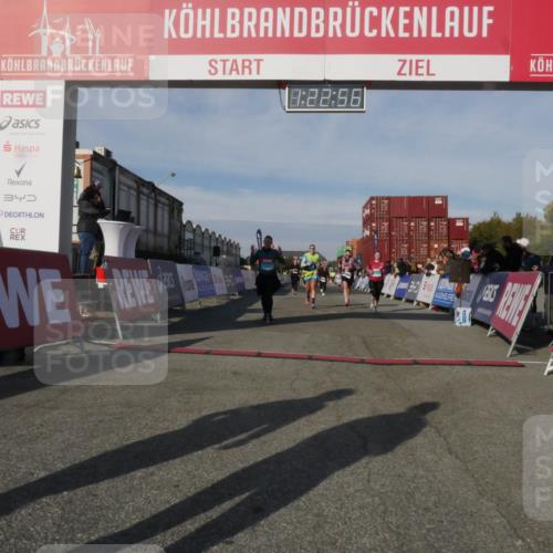 03.10.2025 - Köhlbrandbrückenlauf Matties Gatica Varas http://msf.ph/oto/9169294 03.10.2025 10:22:57 Ziel 1452, 1934, 2028, 2031, 2099, 2682, 2861, 2862, 3291, 3322 meine-sportfotos.de