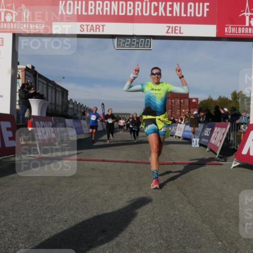 03.10.2025 - Köhlbrandbrückenlauf Matties Gatica Varas http://msf.ph/oto/9169312 03.10.2025 10:23:02 Ziel 1320, 1484, 1934, 2031, 2087, 2682, 2861, 2862, 2907, 3291, 3574 meine-sportfotos.de