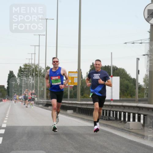 03.10.2025 - Köhlbrandbrückenlauf Matties Gatica Varas http://msf.ph/oto/9169326 03.10.2025 15:11:18 Position 3 7002 meine-sportfotos.de