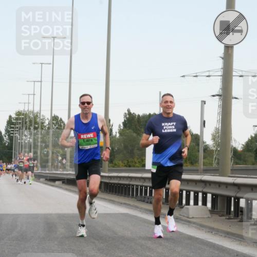 03.10.2025 - Köhlbrandbrückenlauf Matties Gatica Varas http://msf.ph/oto/9169330 03.10.2025 15:11:18 Position 3 7002 meine-sportfotos.de