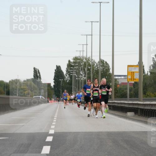 03.10.2025 - Köhlbrandbrückenlauf Matties Gatica Varas http://msf.ph/oto/9169335 03.10.2025 15:11:28 Position 3  meine-sportfotos.de