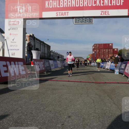 03.10.2025 - Köhlbrandbrückenlauf Matties Gatica Varas http://msf.ph/oto/9169343 03.10.2025 10:23:09 Ziel 1263, 1320, 1484, 1707, 1751, 1777, 2072, 2087, 2125, 2141, 2167, 2188, 2690, 2907, 3109, 3147, 3222, 3480, 3574 meine-sportfotos.de