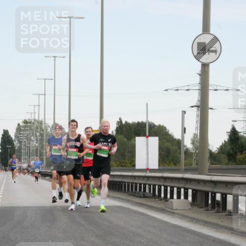 03.10.2025 - Köhlbrandbrückenlauf Matties Gatica Varas http://msf.ph/oto/9169350 03.10.2025 15:11:35 Position 3  meine-sportfotos.de