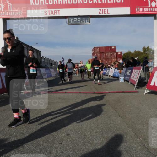 03.10.2025 - Köhlbrandbrückenlauf Matties Gatica Varas http://msf.ph/oto/9169363 03.10.2025 10:23:14 Ziel 1263, 1484, 1707, 1723, 1751, 1777, 1954, 2072, 2125, 2141, 2167, 2188, 2690, 2783, 2829, 2840, 2842, 3029, 3109, 3147, 3222, 3480 meine-sportfotos.de