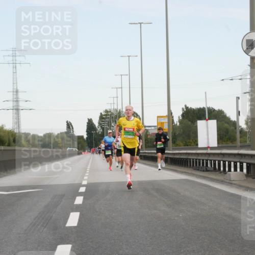 03.10.2025 - Köhlbrandbrückenlauf Matties Gatica Varas http://msf.ph/oto/9169422 03.10.2025 15:12:08 Position 3  meine-sportfotos.de