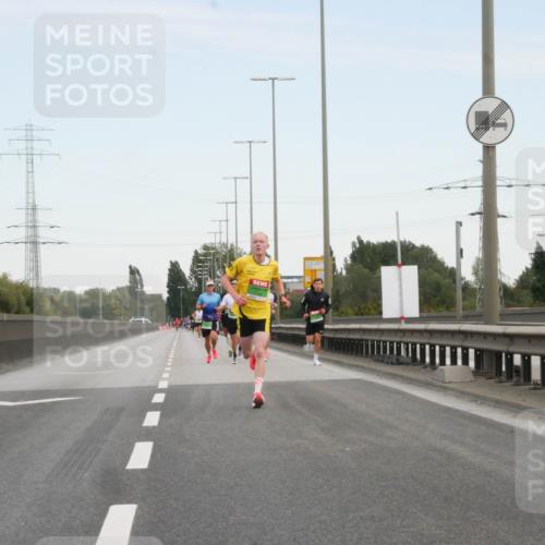 03.10.2025 - Köhlbrandbrückenlauf Matties Gatica Varas http://msf.ph/oto/9169424 03.10.2025 15:12:08 Position 3  meine-sportfotos.de