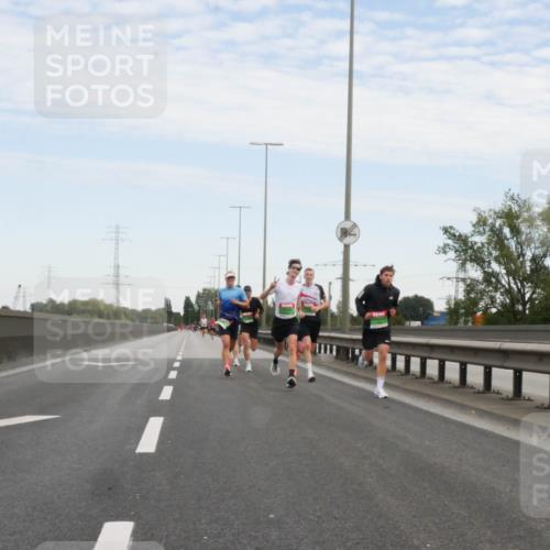 03.10.2025 - Köhlbrandbrückenlauf Matties Gatica Varas http://msf.ph/oto/9169446 03.10.2025 15:12:16 Position 3  meine-sportfotos.de