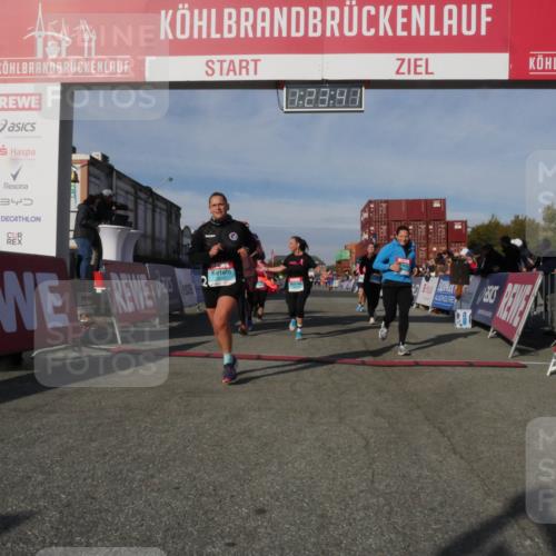 03.10.2025 - Köhlbrandbrückenlauf Matties Gatica Varas http://msf.ph/oto/9169472 03.10.2025 10:23:43 Ziel 1128, 1978, 2008, 2152, 2303, 2315, 3088, 3422, 3423 meine-sportfotos.de