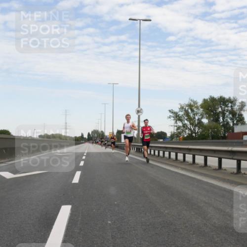 03.10.2025 - Köhlbrandbrückenlauf Matties Gatica Varas http://msf.ph/oto/9169482 03.10.2025 15:12:33 Position 3  meine-sportfotos.de