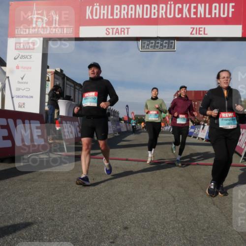 03.10.2025 - Köhlbrandbrückenlauf Matties Gatica Varas http://msf.ph/oto/9169517 03.10.2025 10:23:59 Ziel 1001, 1147, 1545, 1571, 2078, 2140, 3803 meine-sportfotos.de