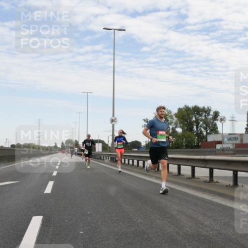 03.10.2025 - Köhlbrandbrückenlauf Matties Gatica Varas http://msf.ph/oto/9169533 03.10.2025 15:12:51 Position 3  meine-sportfotos.de