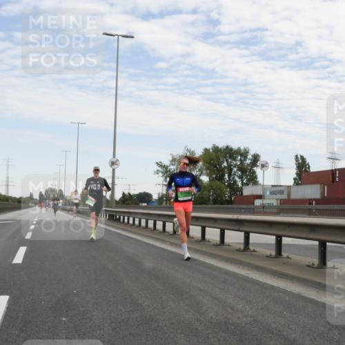 03.10.2025 - Köhlbrandbrückenlauf Matties Gatica Varas http://msf.ph/oto/9169539 03.10.2025 15:12:52 Position 3  meine-sportfotos.de