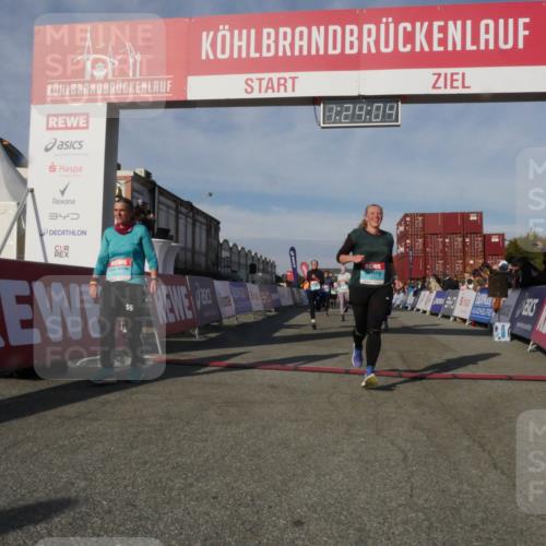 03.10.2025 - Köhlbrandbrückenlauf Matties Gatica Varas http://msf.ph/oto/9169548 03.10.2025 10:24:06 Ziel 1147, 1853, 1855, 1994, 2078, 2103, 2140, 2351, 2371, 2971, 3675, 3677, 3803, 3810 meine-sportfotos.de
