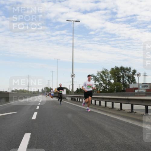 03.10.2025 - Köhlbrandbrückenlauf Matties Gatica Varas http://msf.ph/oto/9169556 03.10.2025 15:12:59 Position 3  meine-sportfotos.de