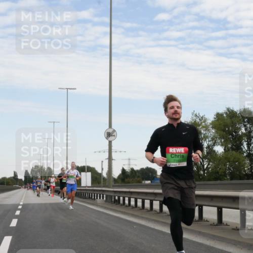 03.10.2025 - Köhlbrandbrückenlauf Matties Gatica Varas http://msf.ph/oto/9169567 03.10.2025 15:13:02 Position 3 7143 meine-sportfotos.de
