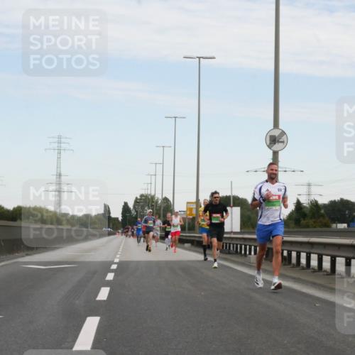 03.10.2025 - Köhlbrandbrückenlauf Matties Gatica Varas http://msf.ph/oto/9169569 03.10.2025 15:13:04 Position 3  meine-sportfotos.de