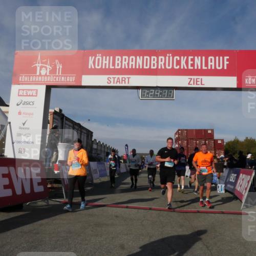 03.10.2025 - Köhlbrandbrückenlauf Matties Gatica Varas http://msf.ph/oto/9169573 03.10.2025 10:24:13 Ziel 1329, 1855, 2103, 2239, 2319, 2351, 2371, 2384, 2970, 2971, 3597, 3675, 3677, 3810 meine-sportfotos.de