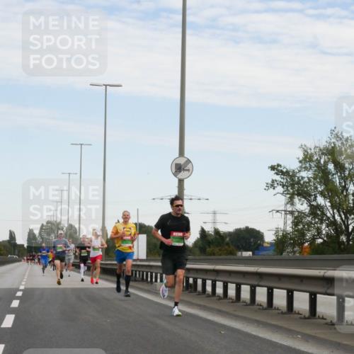 03.10.2025 - Köhlbrandbrückenlauf Matties Gatica Varas http://msf.ph/oto/9169580 03.10.2025 15:13:06 Position 3  meine-sportfotos.de