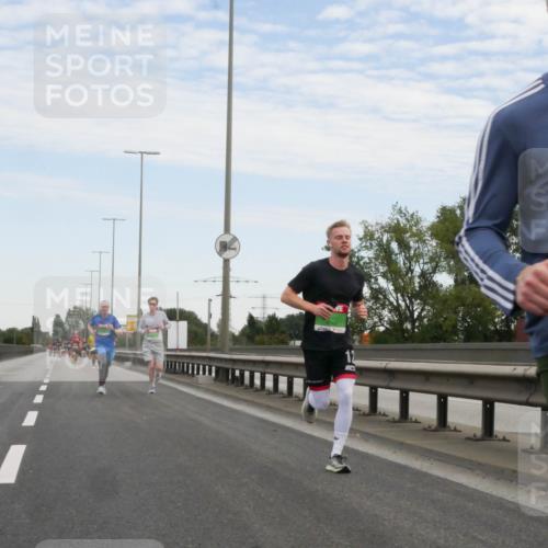 03.10.2025 - Köhlbrandbrückenlauf Matties Gatica Varas http://msf.ph/oto/9169614 03.10.2025 15:13:14 Position 3 719 meine-sportfotos.de