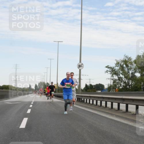 03.10.2025 - Köhlbrandbrückenlauf Matties Gatica Varas http://msf.ph/oto/9169620 03.10.2025 15:13:17 Position 3  meine-sportfotos.de