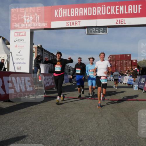 03.10.2025 - Köhlbrandbrückenlauf Matties Gatica Varas http://msf.ph/oto/9169622 03.10.2025 10:24:25 Ziel 1440, 1732, 1895, 2239, 2340, 2384, 3074 meine-sportfotos.de
