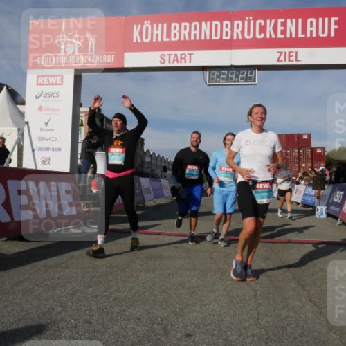 03.10.2025 - Köhlbrandbrückenlauf Matties Gatica Varas http://msf.ph/oto/9169624 03.10.2025 10:24:26 Ziel 1440, 1732, 1895, 2187, 2340, 3074 meine-sportfotos.de