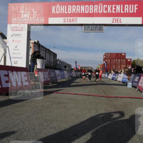 03.10.2025 - Köhlbrandbrückenlauf Matties Gatica Varas http://msf.ph/oto/9169636 03.10.2025 10:24:29 Ziel 1440, 1717, 1732, 1762, 1895, 2187, 3042, 3074, 3620 meine-sportfotos.de