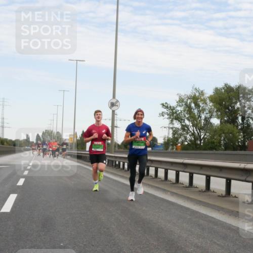 03.10.2025 - Köhlbrandbrückenlauf Matties Gatica Varas http://msf.ph/oto/9169644 03.10.2025 15:13:28 Position 3  meine-sportfotos.de