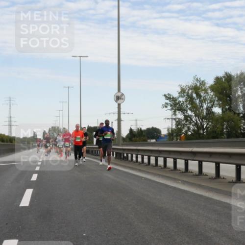 03.10.2025 - Köhlbrandbrückenlauf Matties Gatica Varas http://msf.ph/oto/9169653 03.10.2025 15:13:35 Position 3  meine-sportfotos.de