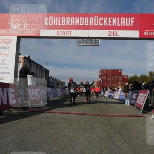 03.10.2025 - Köhlbrandbrückenlauf Matties Gatica Varas http://msf.ph/oto/9169671 03.10.2025 10:24:37 Ziel 1433, 1683, 1697, 1717, 1762, 1987, 2045, 2169, 2173, 2187, 2234, 2373, 2374, 2680, 2847, 2848, 3038, 3042, 3199, 3240, 3523, 3561, 3620, 3759 meine-sportfotos.de