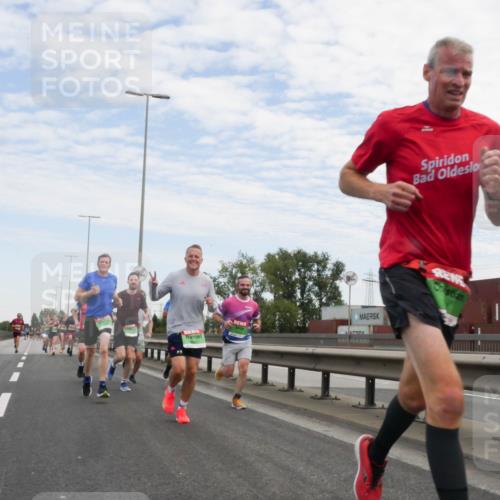 03.10.2025 - Köhlbrandbrückenlauf Matties Gatica Varas http://msf.ph/oto/9169684 03.10.2025 15:13:43 Position 3  meine-sportfotos.de
