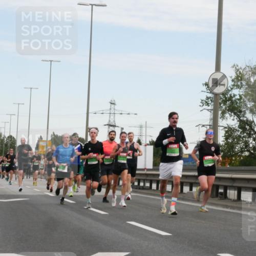 03.10.2025 - Köhlbrandbrückenlauf Matties Gatica Varas http://msf.ph/oto/9169710 03.10.2025 15:14:05 Position 3  meine-sportfotos.de