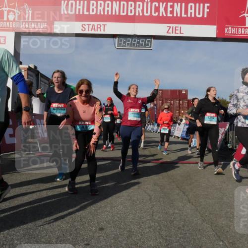 03.10.2025 - Köhlbrandbrückenlauf Matties Gatica Varas http://msf.ph/oto/9169715 03.10.2025 10:24:47 Ziel 1345, 1382, 1987, 2121, 2240, 2373, 2374, 2556, 2779, 3039, 3199, 3391, 3561 meine-sportfotos.de