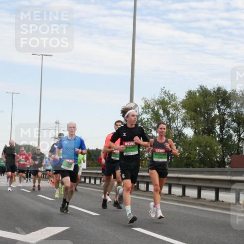 03.10.2025 - Köhlbrandbrückenlauf Matties Gatica Varas http://msf.ph/oto/9169720 03.10.2025 15:14:08 Position 3 9187, 6, 50 meine-sportfotos.de