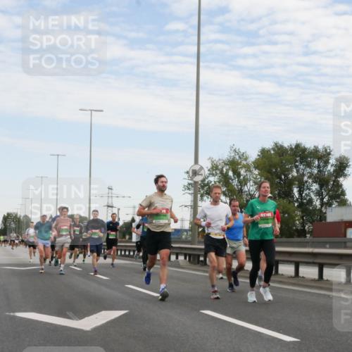 03.10.2025 - Köhlbrandbrückenlauf Matties Gatica Varas http://msf.ph/oto/9169751 03.10.2025 15:14:20 Position 3  meine-sportfotos.de