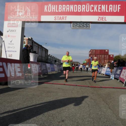 03.10.2025 - Köhlbrandbrückenlauf Matties Gatica Varas http://msf.ph/oto/9169773 03.10.2025 10:25:01 Ziel 1663, 1709, 1890, 1983, 1990, 2158, 2289, 2356, 2739, 2742, 3085, 3089, 3090 meine-sportfotos.de