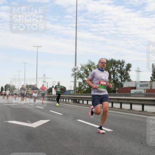 03.10.2025 - Köhlbrandbrückenlauf Matties Gatica Varas http://msf.ph/oto/9169818 03.10.2025 15:14:42 Position 3 7121 meine-sportfotos.de