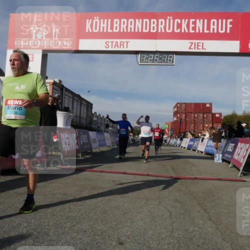 03.10.2025 - Köhlbrandbrückenlauf Matties Gatica Varas http://msf.ph/oto/9169846 03.10.2025 10:25:20 Ziel 1814, 2083, 2249, 2250, 2393, 2408, 2509, 2618, 2873, 3084, 3234, 3455, 3519, 3520 meine-sportfotos.de